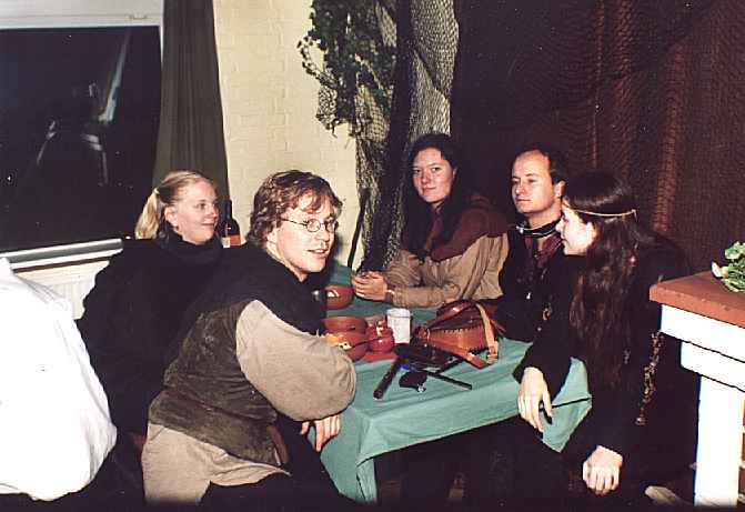 01-35-Taverne3.jpg (31442 Byte)