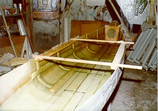 RumpfSpantenbau.jpg (25096 Byte)